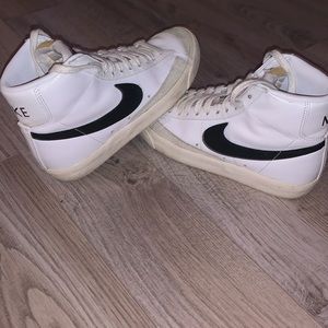 women’s nike blazers